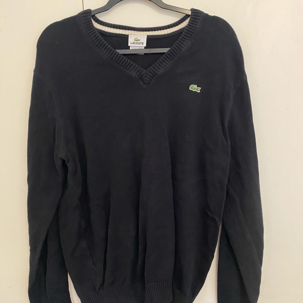 Lacoste vneck sweater (Large)